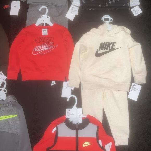 NWT Nike 2t - Picture 4 of 7